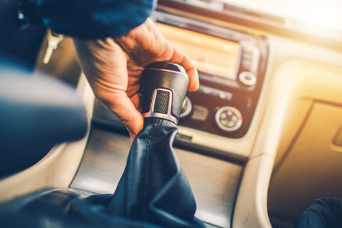 Which Pedal is the Clutch? » Learn Driving Tips